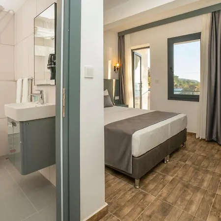 Kensington Kerdime *